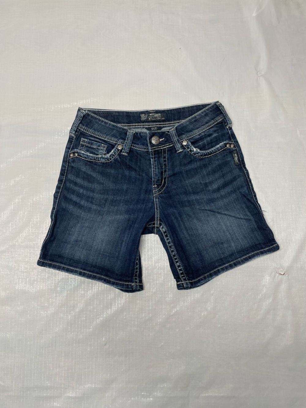 Silver Suki Jeans Indigo Washed Denim Mid-Length Shorts Sz: W29